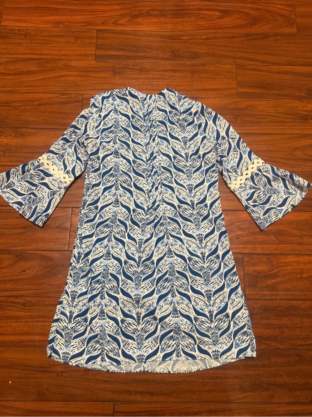 Lilly Pulitzer Navy & White Printed Bell-Sleeve Mini Dress - Picture 10 of 10